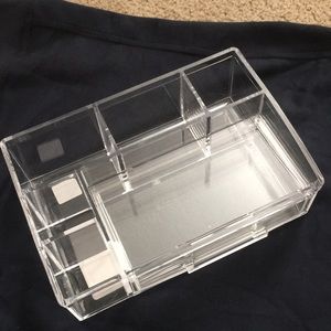 BINO makeup organizer!!